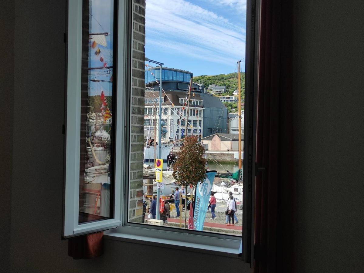 Le Reflet Des Voiles Face Au Port De Fecamp Apartment Luaran gambar
