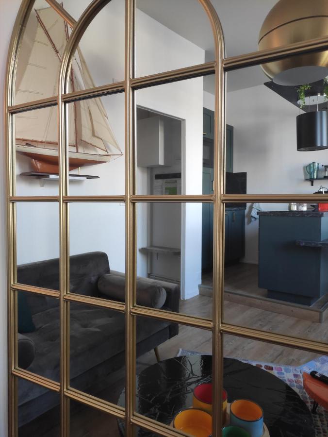 Le Reflet Des Voiles Face Au Port De Fecamp Apartment Luaran gambar