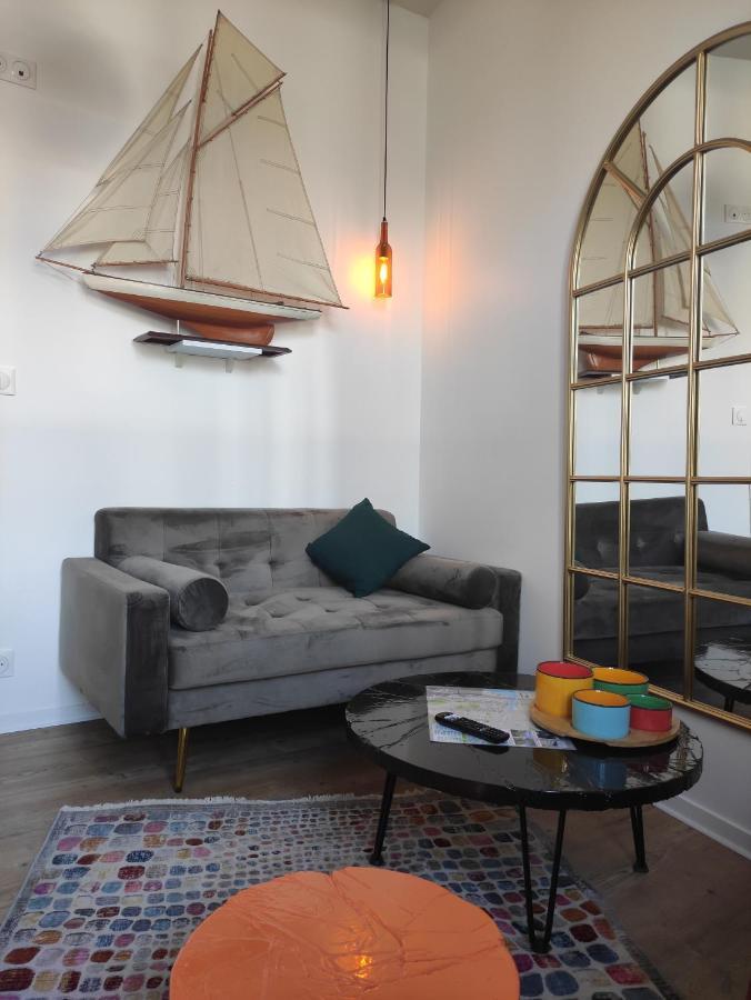 Le Reflet Des Voiles Face Au Port De Fecamp Apartment Luaran gambar